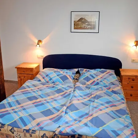 Κατάλυμα σε φάρμα Lindenhof Gro_zicker